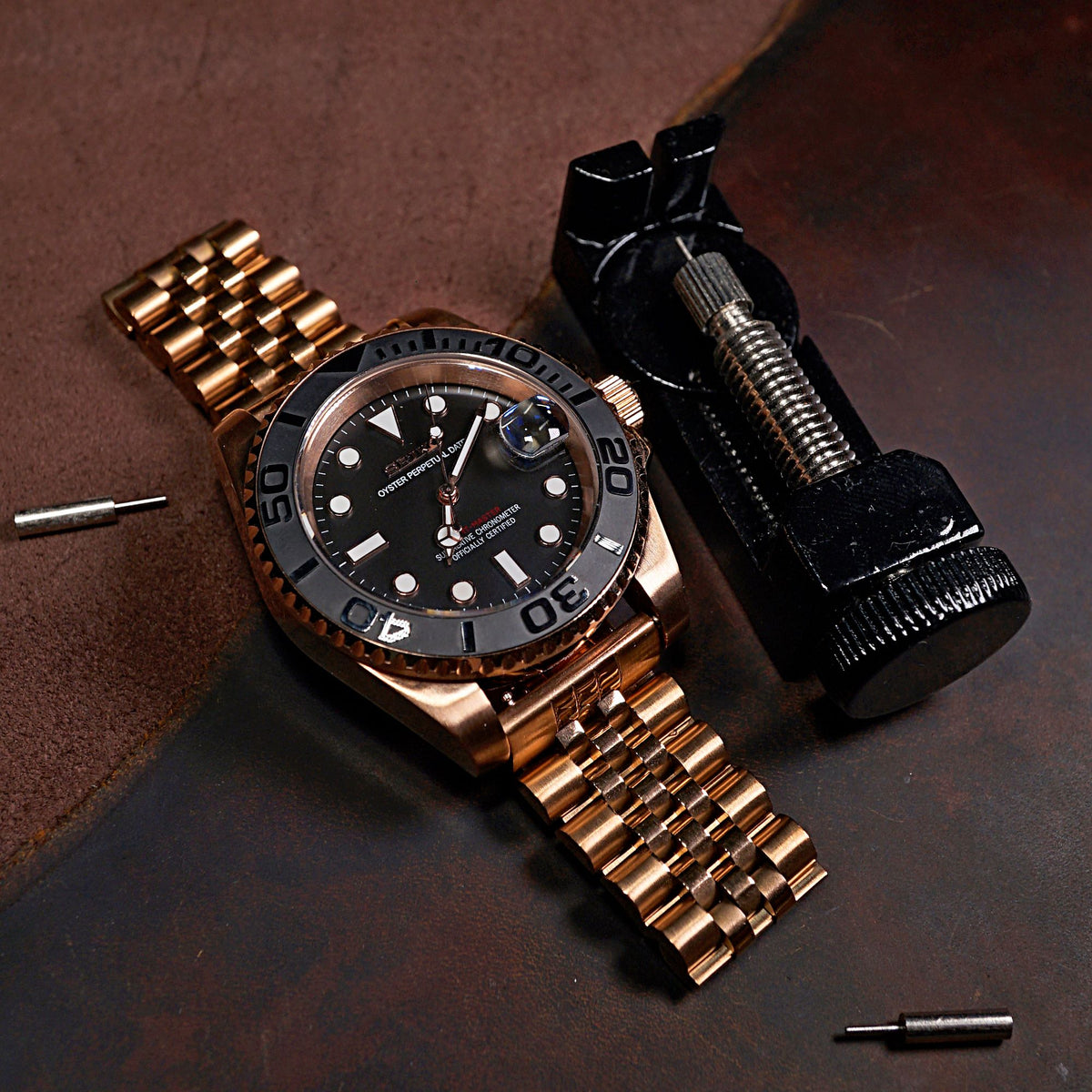 Jubilee Metal Strap in Rose Gold